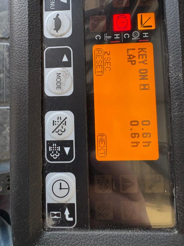 Empilhador TOYOTA 52-8FDF25 - Image 2